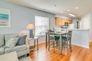 Myrtle Beach Condo with Pool Access 5 Mi to Ocean - Myrtle Beach - 5