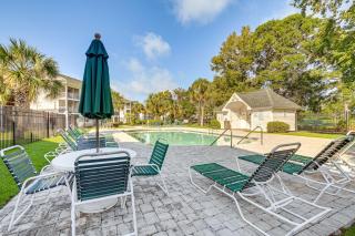 Myrtle Beach Condo with Pool Access 5 Mi to Ocean - Myrtle Beach - 9