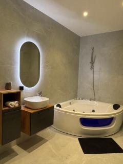 Luxus Apartment mit Whirlpool in Kiel - 9