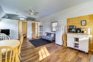 9 Mi to Lake Michigan Secluded Cabin Getaway - Central Lake - 3