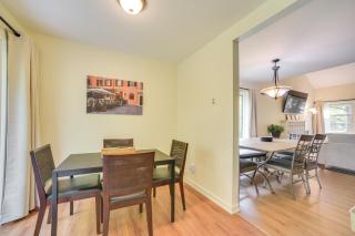 9 Mi to Saratoga Racetrack Townhome with Bicycles! - Malta - 1