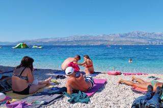 Apartments by the sea Postira, Brac - 5672 - 5