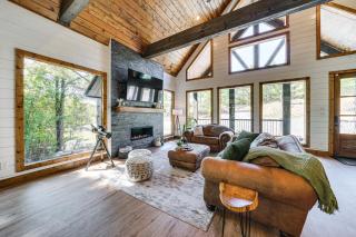 Broken Bow Home with Hot Tub, Game Room and EV Charger - Stephens Gap - 6