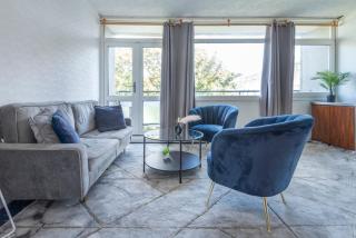 Entire 3 Bedroom Luxury Apartment in London with Private Balcony - Londra - 0