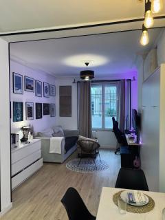 Charmant studio en ville - Paris - 9