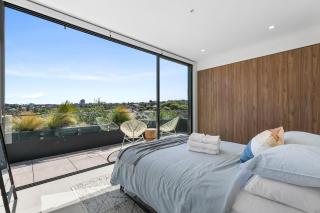 Coogee Beachside Penthouse 7 - 6