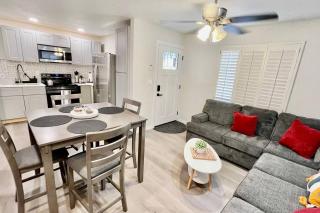 Apartment A, Restful,Cozy, close Sunland Park Mall - El Paso - 0