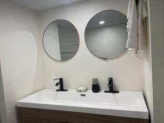 Basement 2-bedroom apartment near National Park and Montréal - Saint-Bruno-de-Montarville - 5
