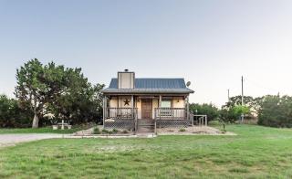 Appian Way Avalon Cottage - Fredericksburg - 5