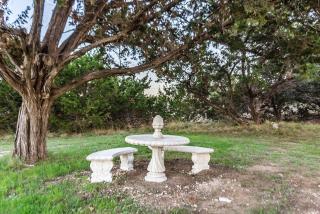 Appian Way Avalon Cottage - Fredericksburg - 3