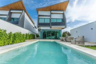 New Villa for Those Who Love the Finer Things v133 - 5
