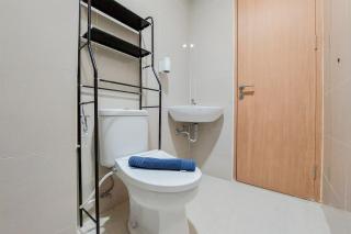 Cozy Stay Studio Room Apartment at B Residence By Travelio - Tangerang - 3