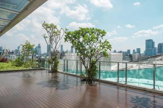 Elegant and Comfy 2BR with Private Lift at Menteng Park Apartment By Travelio - 1