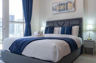 Dunya Tower Luxury and 2 min walk to Dubai Mall and Burj Khalifa in heart of Downtown - Dubai - 4