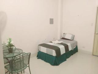 Dreamway House Bed & Breakfast - 6