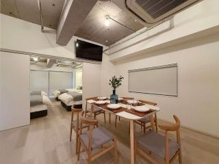 NaouBLD - Spacious 2BR Apartment in Hatchobori - Sleeps 10 Comfortably - Hiroshima - 1