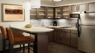 Staybridge Suites - Houston IAH Airport East by IHG - Humble - 3