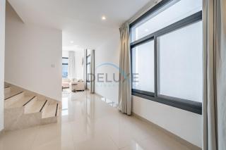 Best Deal 3BR plus maid's with Pool Perfect for Groups by Deluxe Holiday Homes - Fujaira - 4