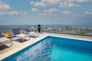 Chic Studio in Uniestate Millenium Tower, Dubai Silicon Oasis by Deluxe Holiday Homes - Dubai - 3