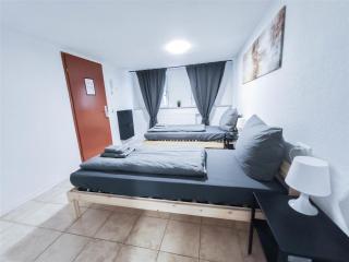 ALFA Apartment Ludwigsburg 2 Betten WLAN Küche Bad - Ludwigsburg - 2
