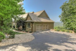 Mountain Manor - Mountain views and luxurious comfort in Big Canoe - Jasper - 1