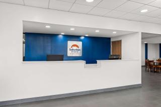 Suburban Studios Chester I-95 - Chester - 7