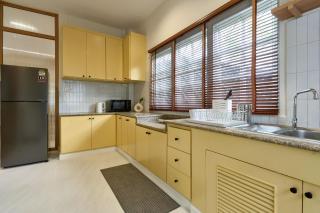 AIRI Home, 3BR in old town Chiangmai near Thapae walking street by Beginning with - 1