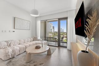 Modern 1Bed Less than 2km Walk from Burj Khalifa - Dubai - 9