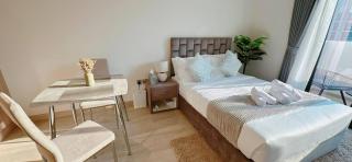 Elegant Studio Apartment In Meydan One - Dubai - 3