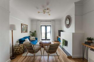 Modern 3-Bed Coastal Escape - Burnie - 7