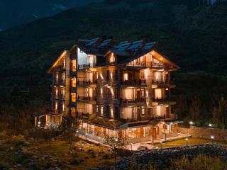 Nazaara - A Luxe Retreat - 0