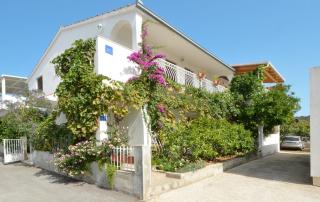 Apartments Paz - Vinišće - 3