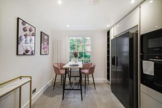 Spacious 3-bed split level flat on Portobello Road - London - 9