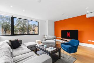 Stylishly Designed 4 Bedroom Home - Londra - 7