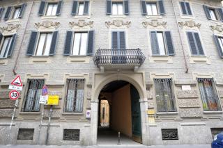 Lanzone Apartment - Milan - 1