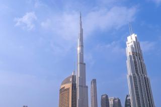 Beautiful 2-BR Flat in Downtown Luxury City Living at Its Best - Dubai - 4