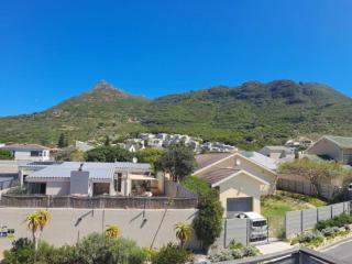 Beach Holiday Accommodation - Hout Bay - 8