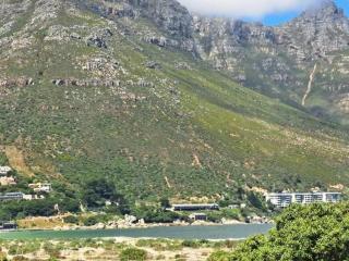 Beach Holiday Accommodation - Hout Bay - 6
