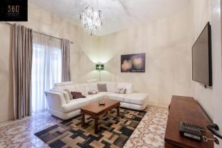 Charming 4BR Home with Private Rooftop Terrace in Sliema by 360 Estates - Sliema - 4