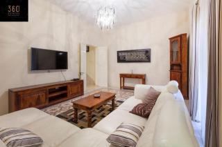 Charming 4BR Home with Private Rooftop Terrace in Sliema by 360 Estates - Sliema - 3