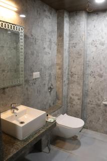 Hotel M R Paradise - Jaisalmer - 8