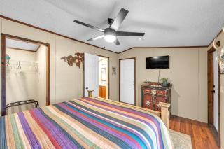 Waterfront Lodge by The Lodges at Fossil Creek - 1