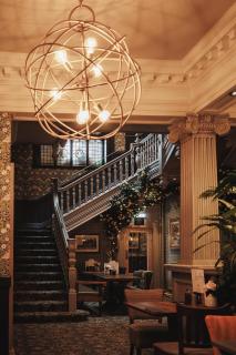 The Dukeries Lodge, Edwinstowe, Nottinghamshire - Edwinstowe - 2