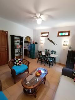 Bali Budget Beach Bungalow - Candidasa - 6