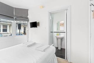 Stay by Brighton Pier Modern Comfort in the City - Brighton & Hove - 7