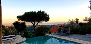 "Aux Balcons du Riou" avec vue mer 180 degrés - Vence - 8