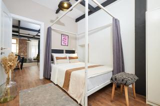 Stylish 2BR Apt Galata-Taksim Area Near Metro - Istanbul - 3