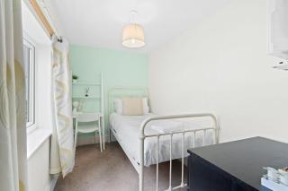 Brighton Pier with Comfort in the City - 3