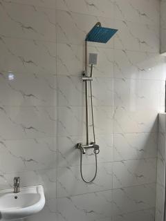 TWO BEDROOM MODERN LUXURY APARTMENT Ibadan - Ibadan - 4