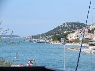 Apartments Ive - Tisno - 1